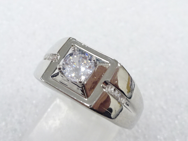 Japanese Kimono / Antique Accessories Metal